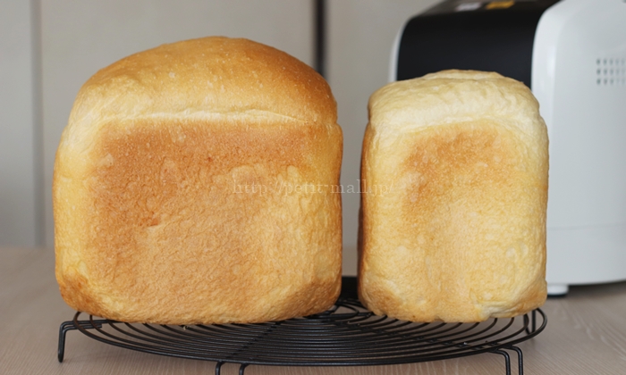 MKホームベーカリー　1.5斤のパンと1斤のパンの大きさ比較